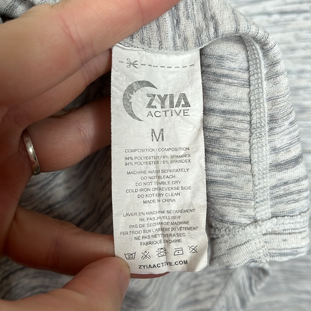 Zyia Active Ash Long Sleeve Split Open Back Top M - image 5